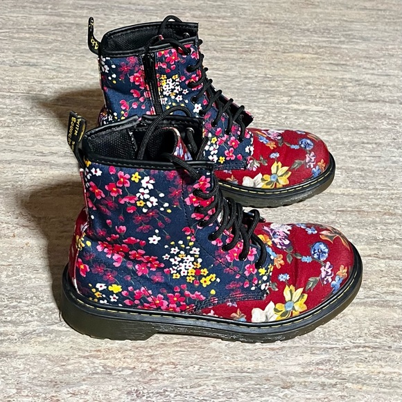 Dr. Martens Delaney floral multicolored ankle combat boits - Picture 6 of 16